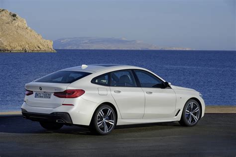 2018 BMW 6 Series Gran Turismo Officially Debuts, 640i GT Costs $70,000 - autoevolution