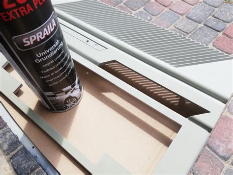 Spray-Paint Computer Case 的图像结果