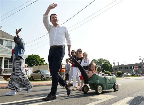 Syracuse Mayor Ben Walsh raises $148K from businesses, Dems and a Star ...