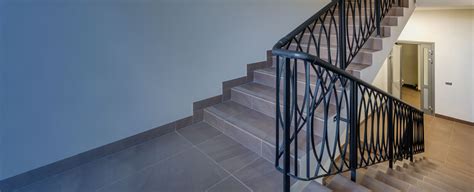 Aquaglo Majestic Gloss For Lasting Glossy Finish | JSW Paints