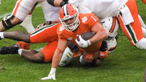 Clemson football vs UNC ACC Championship Game betting odds, point spread