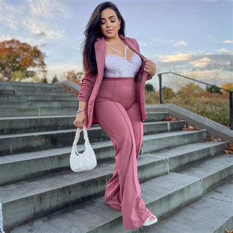 Amanda Ann's Amazon Page