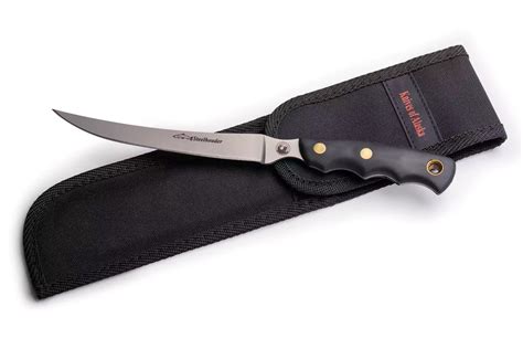 Steelheader - Knives of Alaska