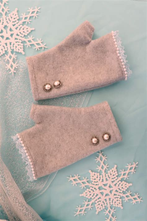 Image result for Mittens Tutorial