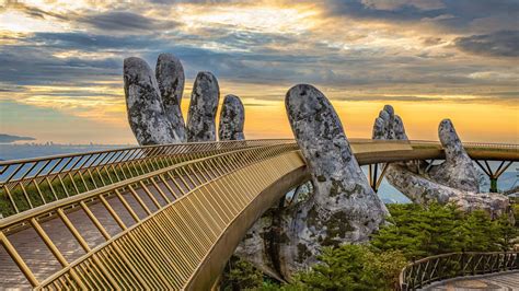 Bing HD Wallpaper Feb 4, 2025: Golden Bridge, Bà Nà Hills, Da Nang ...
