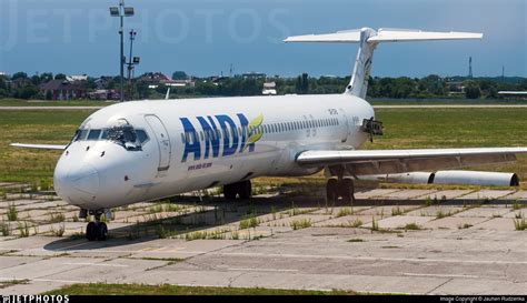 UR-CPB | McDonnell Douglas MD-83 | Anda Air | Jauhen Rudzenka | JetPhotos