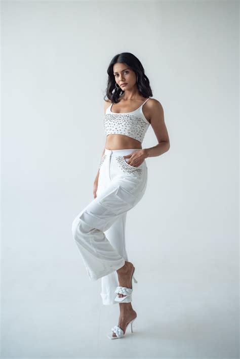 Hand-embellished strappy crop top – Magia