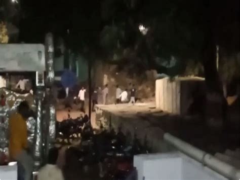 Andhra Pradesh: 15 injured during clashes between two groups in Kurnool ...