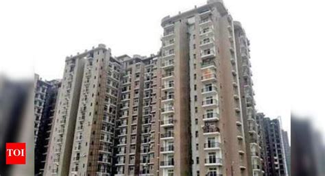 Amrapali CFO gets his memory back, apologises for dodging query on ...