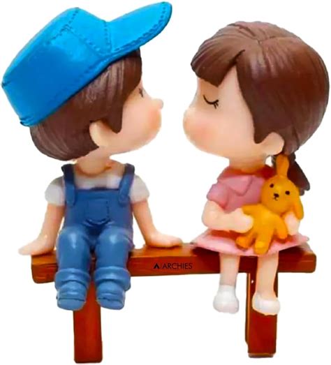 Chocozone Couple Hug Resin Showpiece Couple Miniatures Romantic Gifts ...