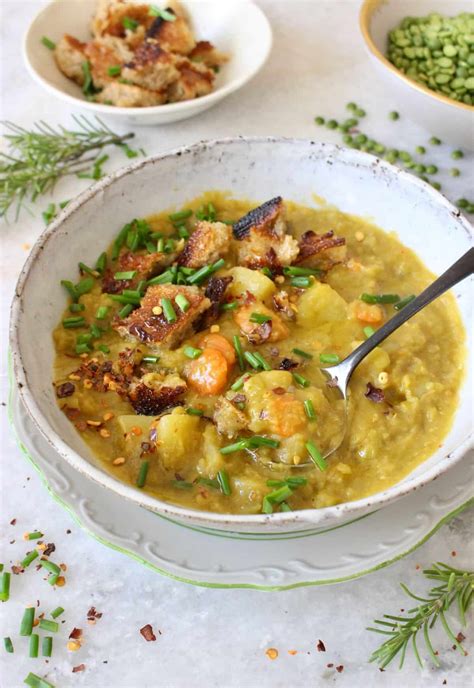 Vegan Split Pea Soup Recipe • Veggie Society