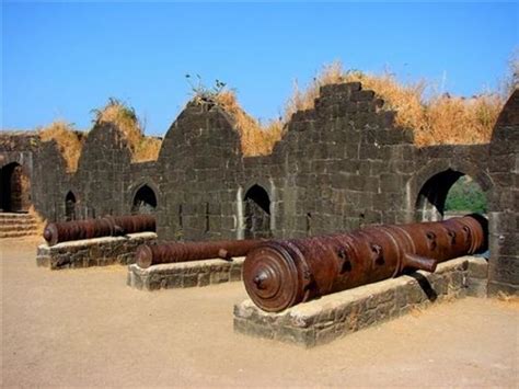 The Bijapur Fort, vijayapura, India - Top Attractions, Things to Do ...