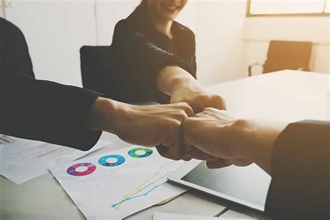 7 Strategies For Effective School Leadership - Twinkl