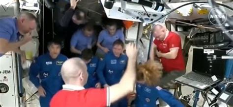 अंतर्राष्ट्रीय अंतरिक्ष स्टेशन (ISS) पर 9 महीने से फंसे अंतरिक्ष यात्री ...