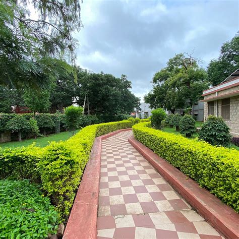 HOTEL MAYURA CHALUKYA KSTDC (Badami, Karnataka) - Hotel Reviews, Photos ...