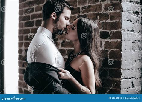 Love Kiss Open Cloth 的图像结果