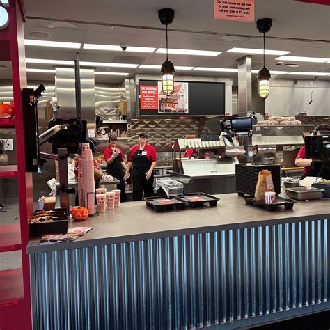 PORTILLO'S MIDDLETON, Wildwood - Restaurant Reviews, Phone Number ...