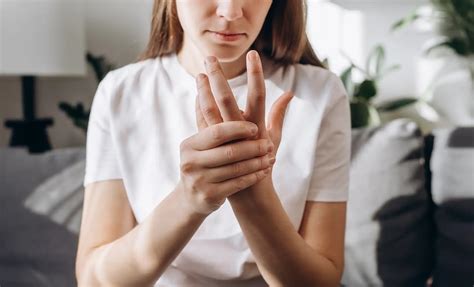 Can a Rotator Cuff Tear Cause Numbness in Fingers? - Kyle McClintock, DO | Orthopedic Surgeon ...