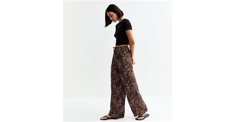 Brown Leopard Print Wide Leg Trousers | New Look
