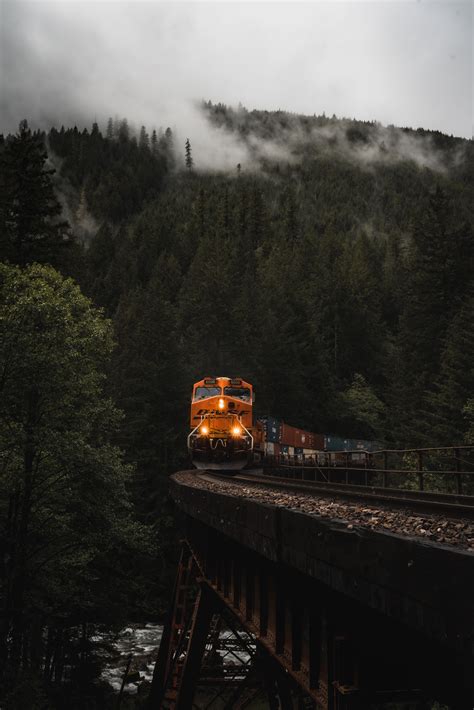 PNW Train - A7iii + Sony 35mm 2.8 : r/SonyAlpha