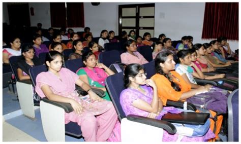 Tip: to see a continuous flow, keep your mouse pressed on the ...