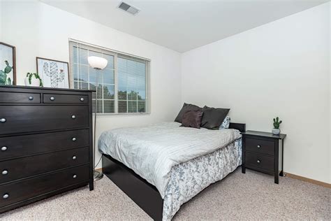 Hunter Star Properties in DeKalb, IL - Photo Gallery