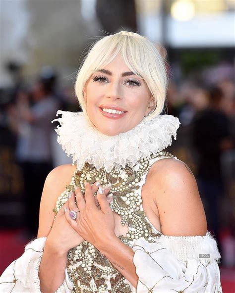 WOAH! This is how much Lady Gaga's 'pink sapphire' engagement ring ...