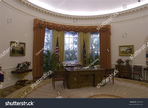 Oval Office 的图像结果