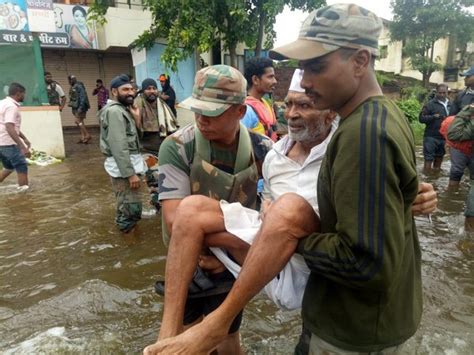 Indian Army intensifies rescue operation in flood affected states