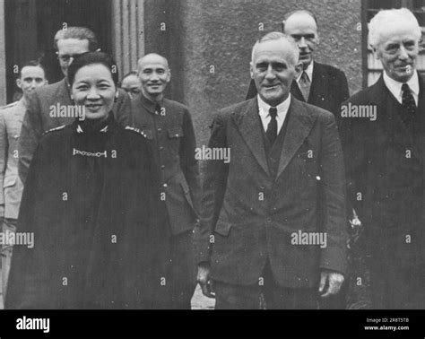 Madame chiang kai shek hi-res stock photography and images - Alamy