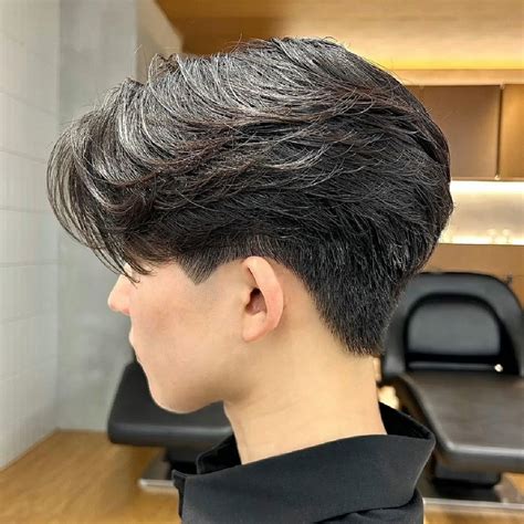Smoothly combed back hair | Korean Men's Hair Perms | Waves Two-Block ...