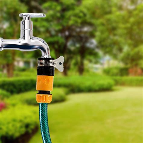1/2 inch Plastic Garden Water Hose Quick Connector with Aqua Water Ada ...