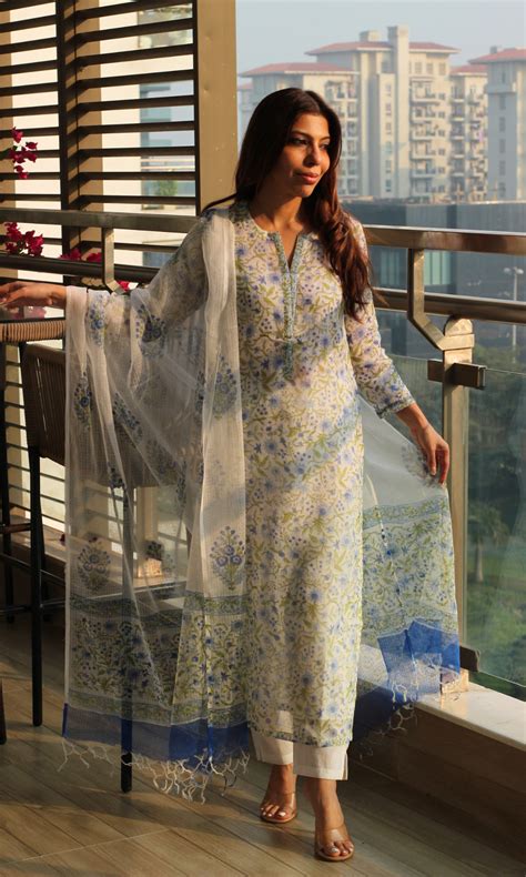 Kota Doria Morning Mist Kalamkari Kurta, Dupatta & Cotton Pants – Baareeki