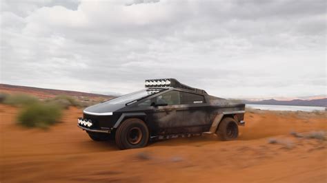 He took a Cybertruck to the dunes then sent it flying