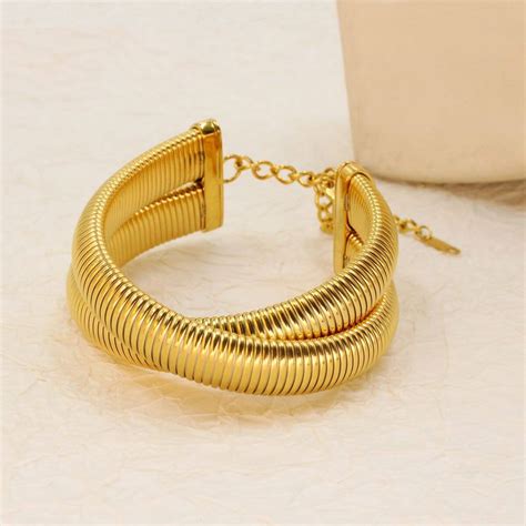 Buy Oralia Premium Bracelet stylish, elegant, and or everyday - At Best ...