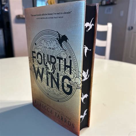 Fourth Wing (First Edition - Sprayed Edges) by Rebecca Yarros ...