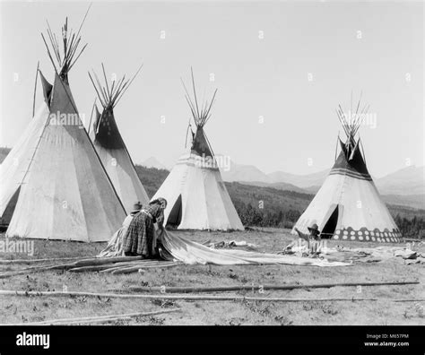 Half native american Black and White Stock Photos & Images - Alamy