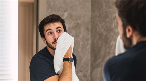 How to get clear skin for men: Skincare Tips for men - DR.VEGAN