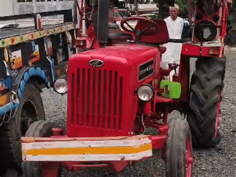 Rajgarh Tractor Accident: Elderly Man Crushed | Pensioner Dies, Driver ...