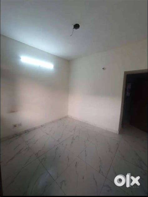 2 room set in sector 18 panchkula - For Rent: Houses & Apartments ...