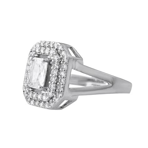 Sparkling Elegance Zenith American Diamond Solitaire Ring – VOYLLA