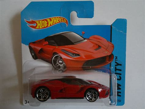 Hot Wheels Ferrari Laferrari