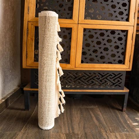 Natural Fibers - Ramie Fiber Packing Trader - Retailer from Chennai