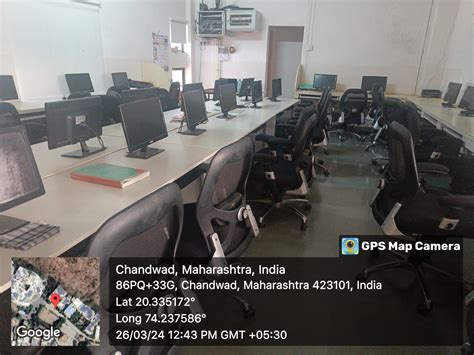 Information Computer Room 的图像结果