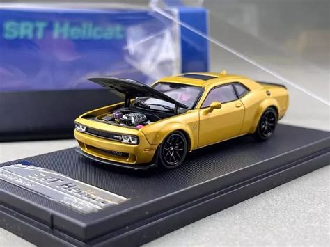 Stance Hunters 1:64 Dodge Yellow SRT Hellcat Diecast Car Model – Jaiman ...