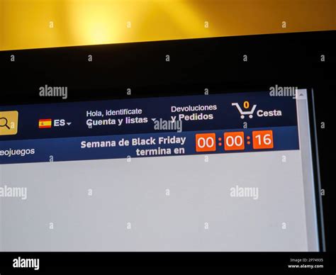 Amazon website french hi-res stock photography and images - Alamy