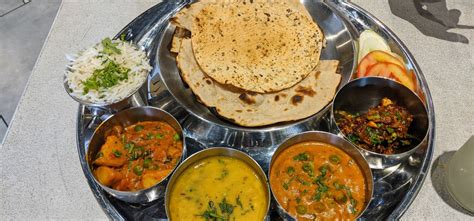 A Pune Restaurant Is Offering A Bullet Bike To Anyone Who Finishes A ...