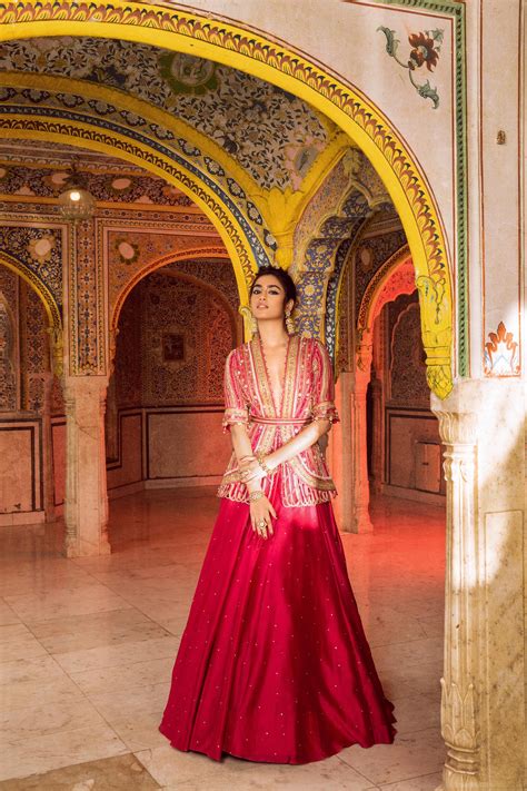 Diwali 2023: 70+ Last-minute gifts that will make all your loved ones ...