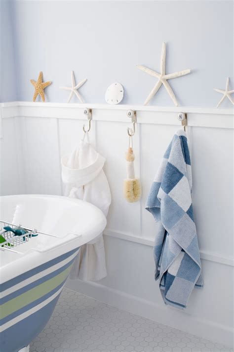 25 Coastal Bathroom Ideas for a Breezy Refresh