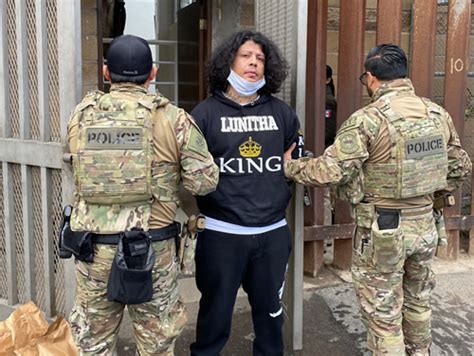 Archived: ERO San Francisco removes felon to Mexico | ICE